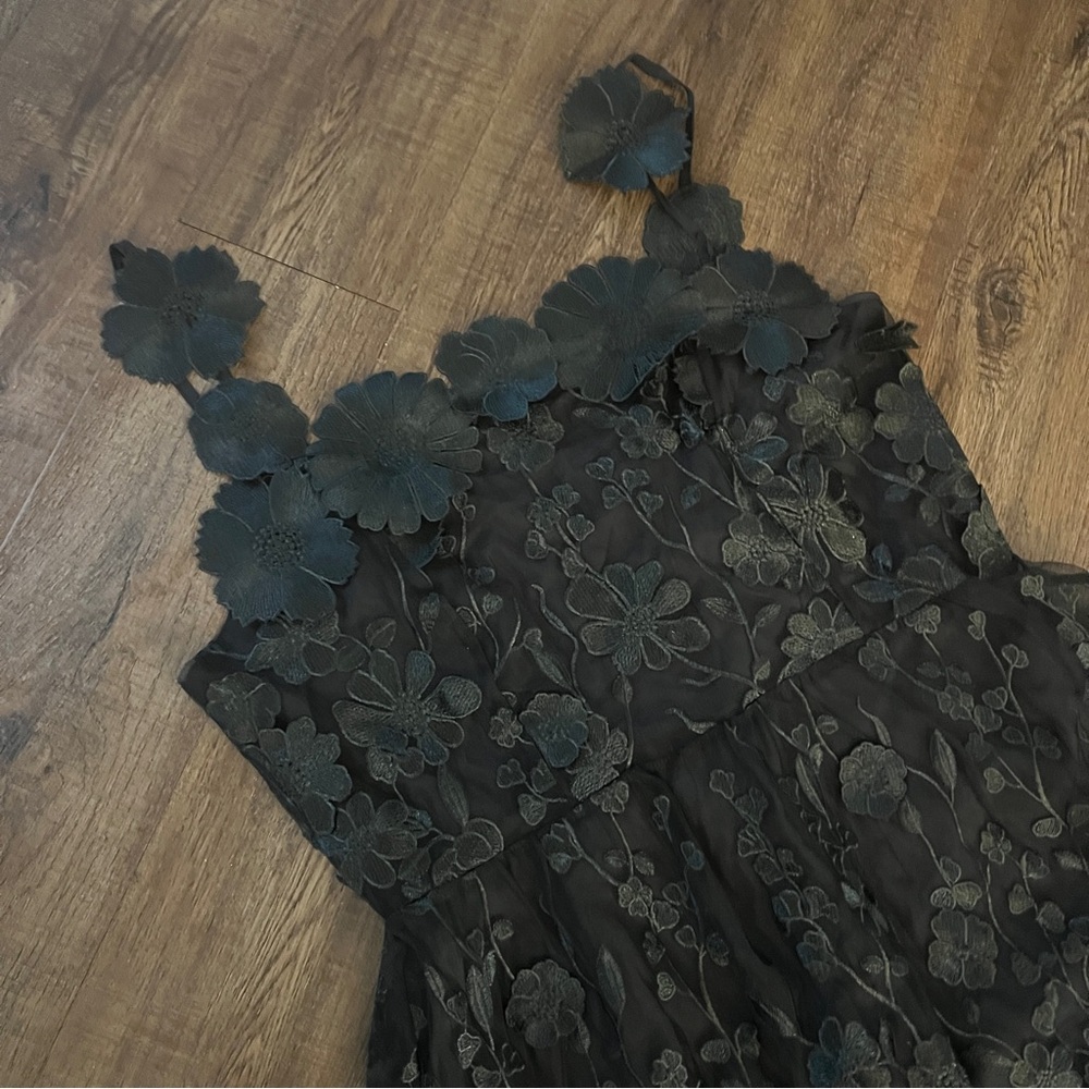 Dalia MacPhee Black 3D Floral Appliqué Overlay Party Dress XL - Picture 6 of 14